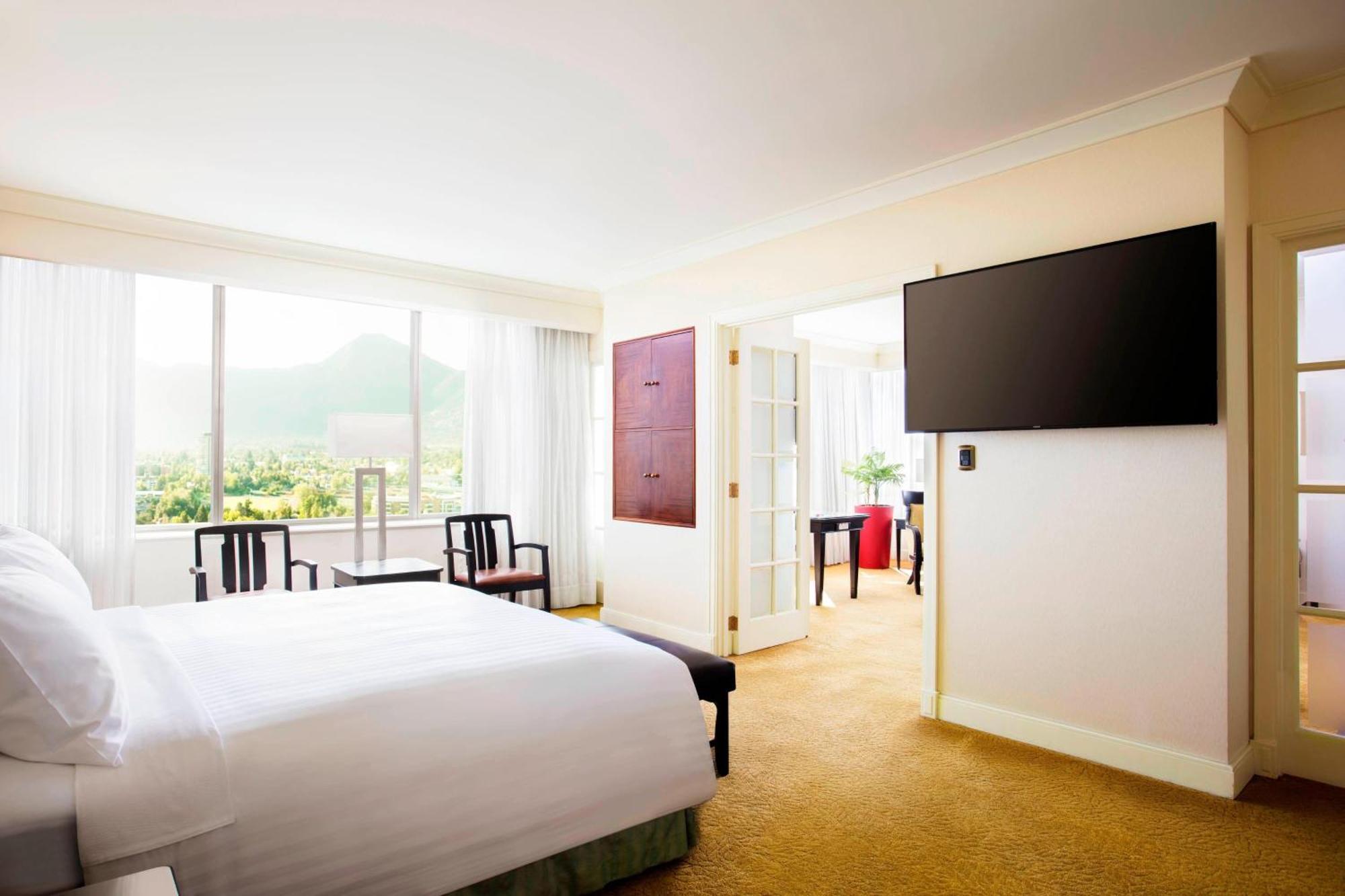 Santiago Marriott Hotel Экстерьер фото