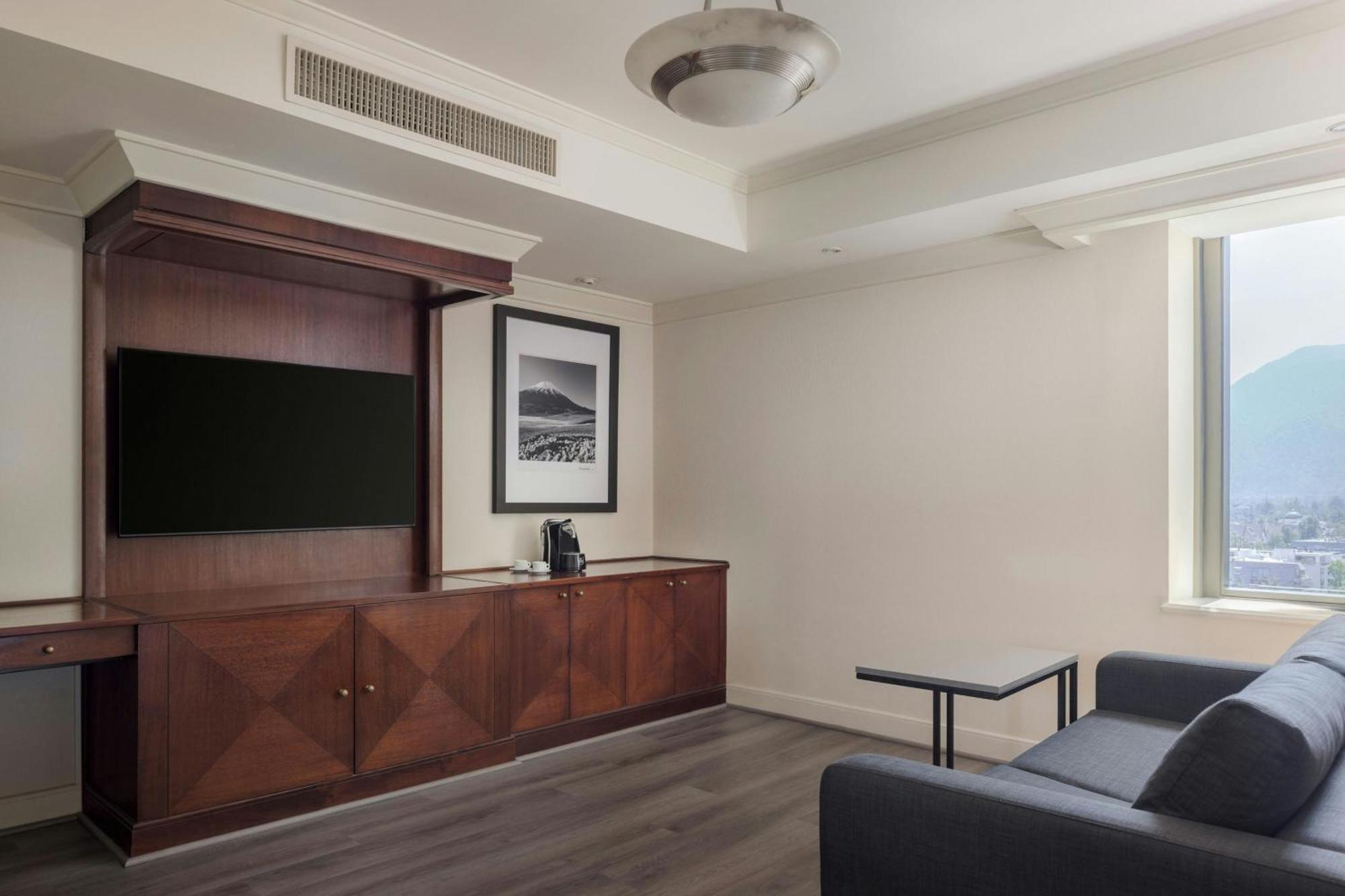 Santiago Marriott Hotel Экстерьер фото