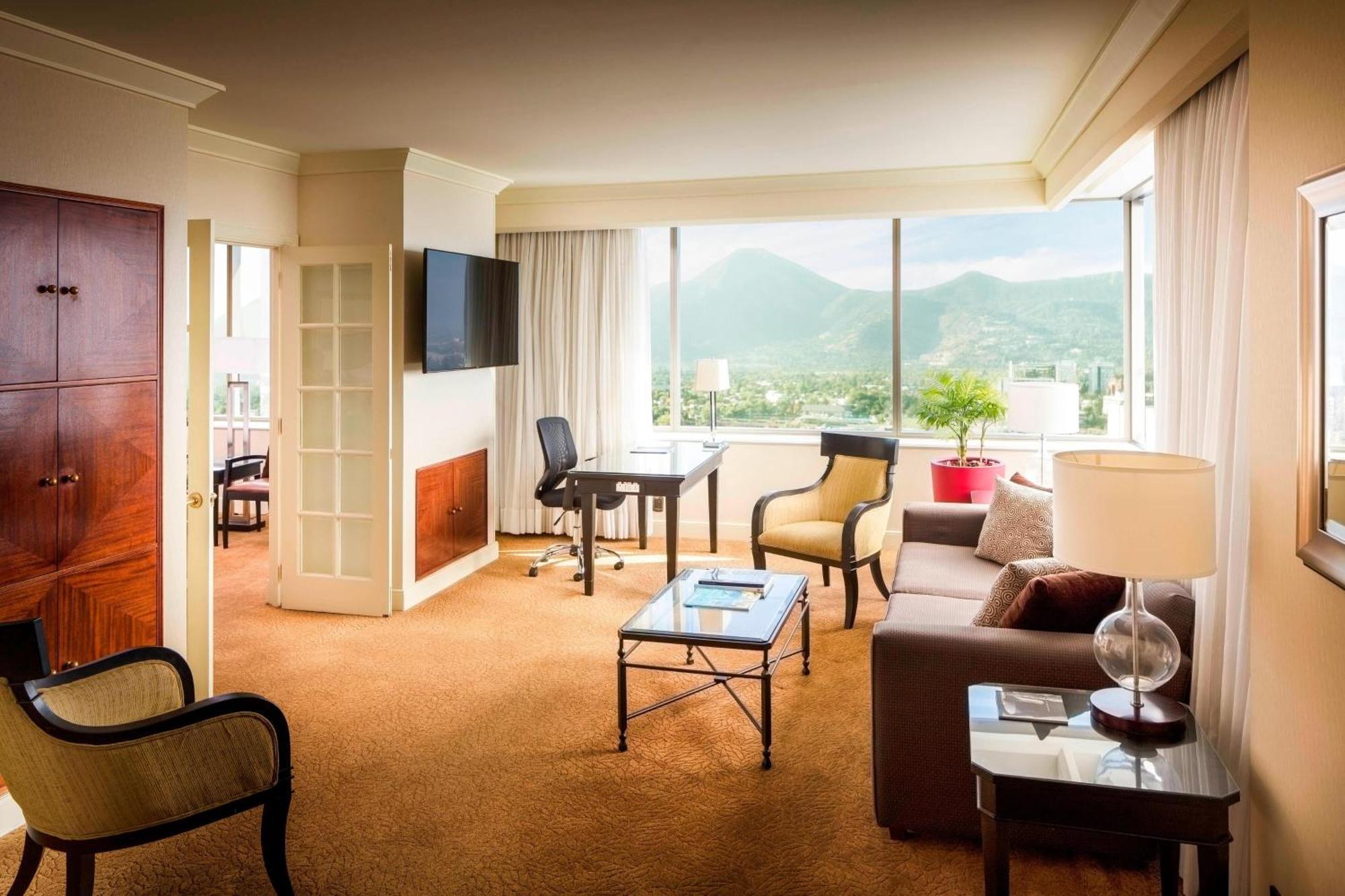 Santiago Marriott Hotel Экстерьер фото